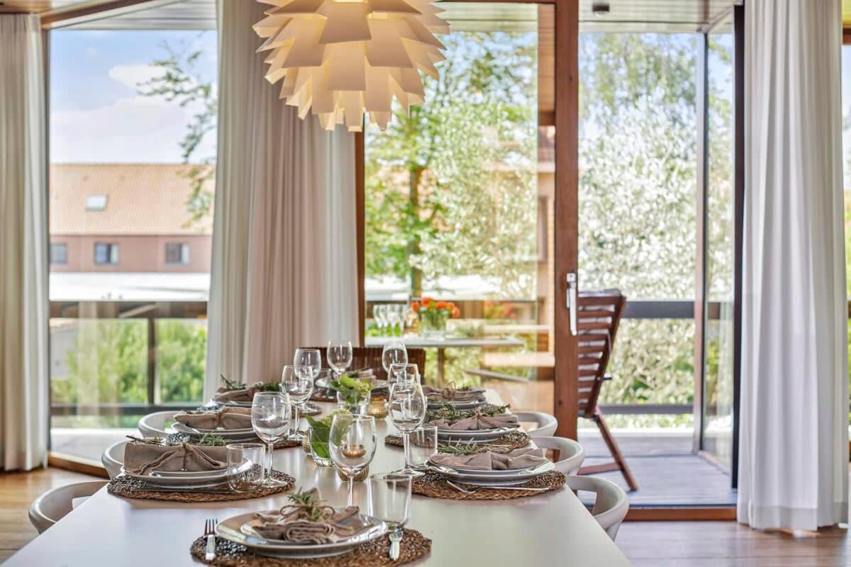 Eighties Modernist Design House With Garden Near The Beach 奥斯滕德 外观 照片